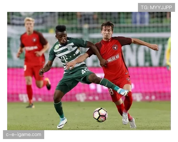 斯卡洛尼执教球队战术灵活，创意迸发状态回暖引发广泛关注