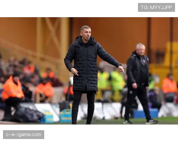 加里·奥尼尔正式执掌狼队帅印，誓率队重返英超巅峰