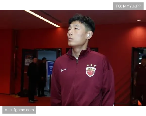 武磊状态火热领衔上海海港冲击金靴，助力球队再创辉煌