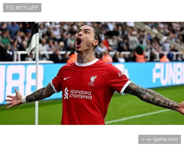 苏亚雷斯闪耀安菲尔德：红军传奇铸就辉煌篇章