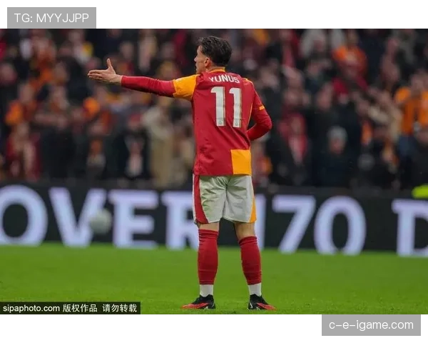 加拉塔萨雷重塑球队结构，年轻球员稳健表现引关注