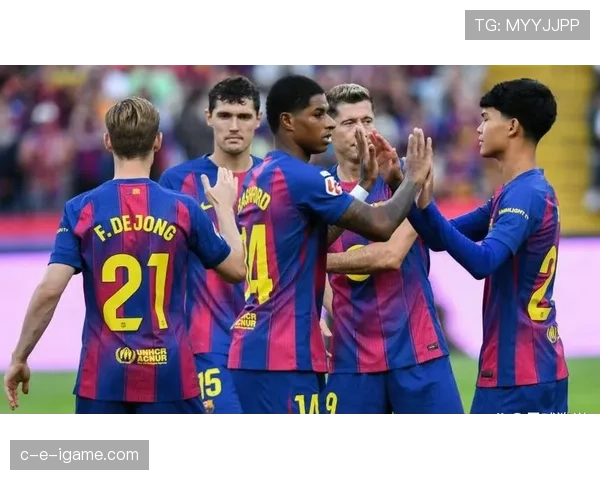 拉什福德状态出色助球队逆转取胜