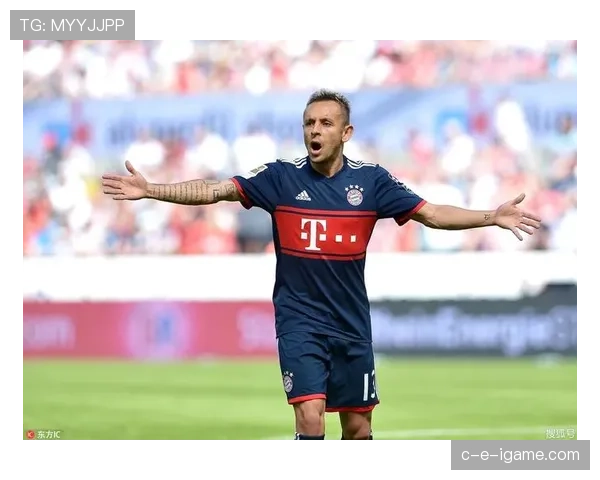 拉菲尼亚腿伤恢复进展及对本赛季状态的潜在影响 拉菲尼亚腿伤恢复进展及对本赛季状态的潜在影响